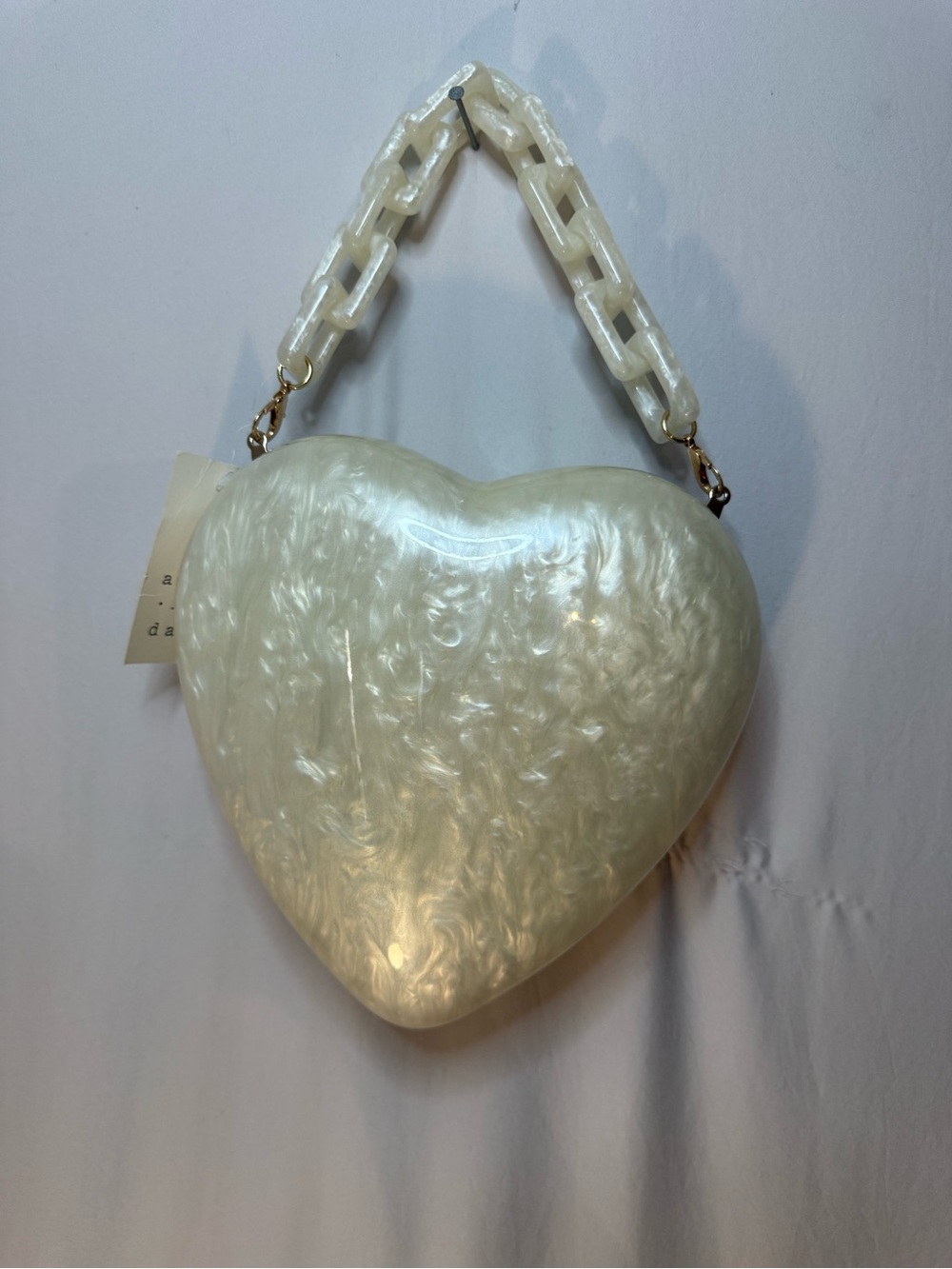 a new day Pearlescent Heart-Shaped Shoulder Bag - White